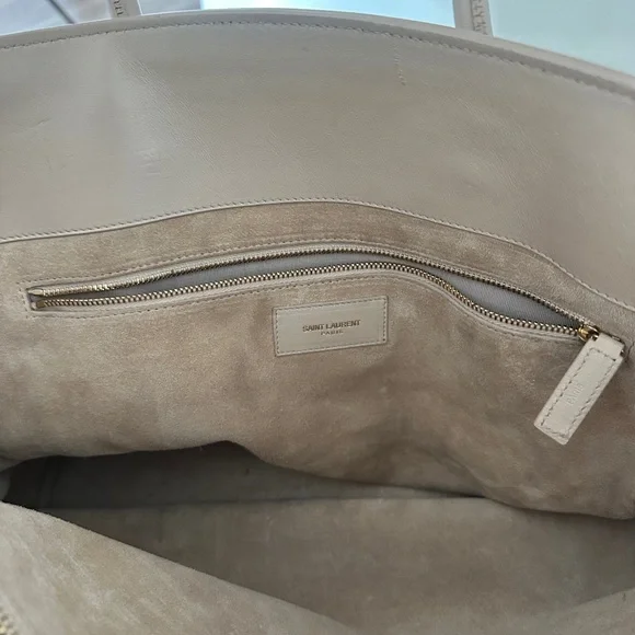 Saint Laurent SAC DE JOUR BAG. Very good condition - Picture 10 of 13